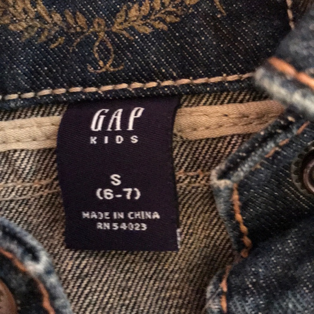 Denim jacket - Picture 2 of 4